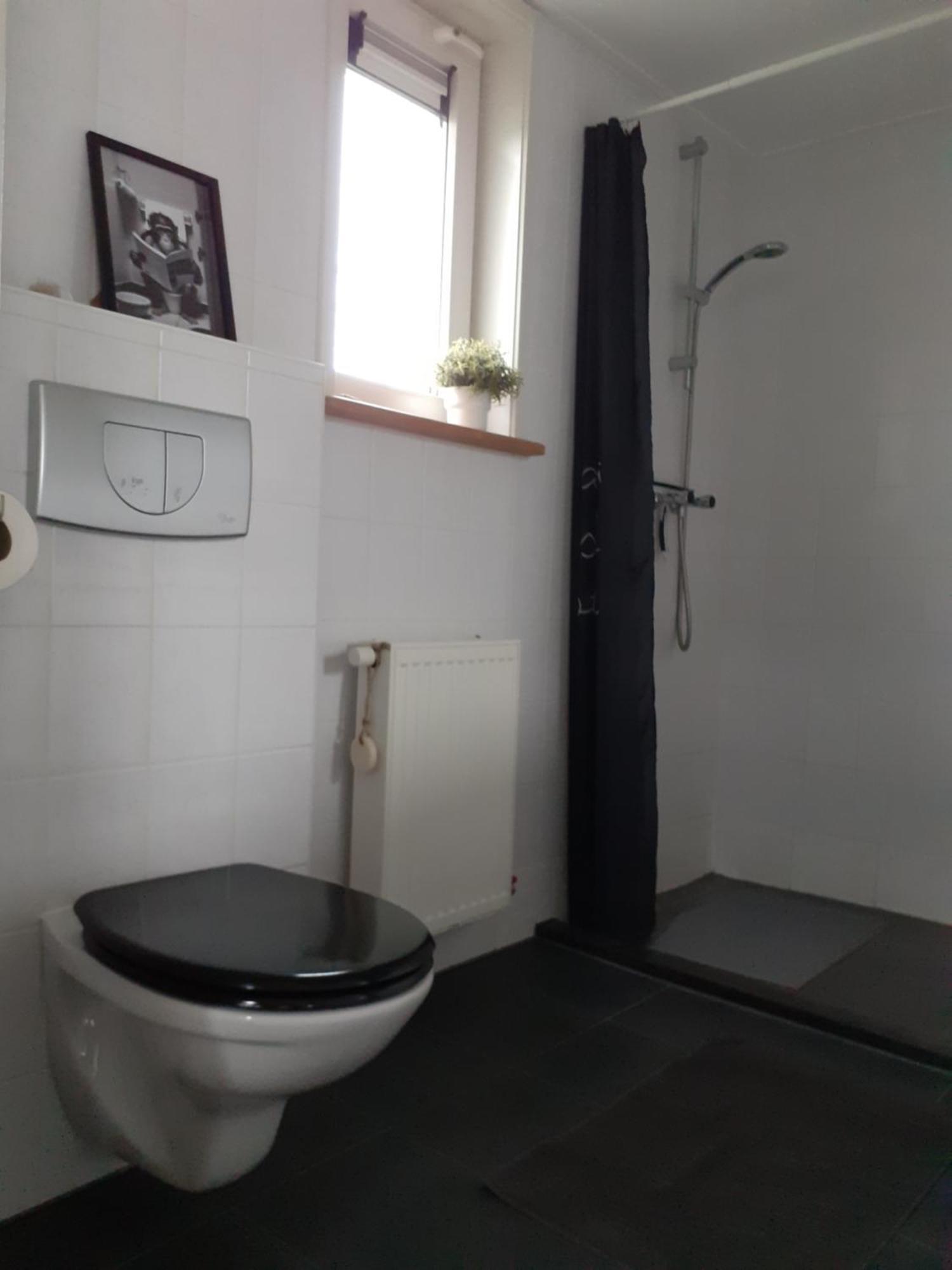 4-Persoons Vakantiehuisje Simmerwille Tzummarum 外观 照片