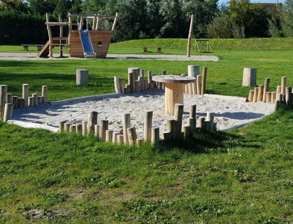 4-Persoons Vakantiehuisje Simmerwille Tzummarum 外观 照片